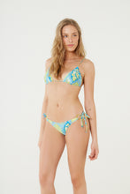 Carica l&#39;immagine nel visualizzatore di Gallery, Model Front: Blueman Reggiseno Top Triangle Angel Polen
