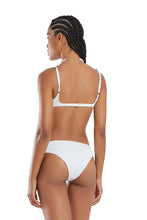 Carica l&#39;immagine nel visualizzatore di Gallery, Top Bela Textura Softcell-Off White
