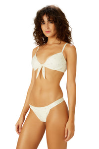 Top Branco Bardot