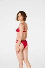 Carica l&#39;immagine nel visualizzatore di Gallery, Chandon Crispy Vermelho
